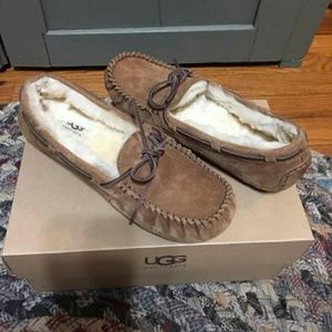 UGG MOCCASINS